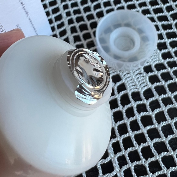 Indie Lee (clean beauty) clearing mask - Picture 5 of 5